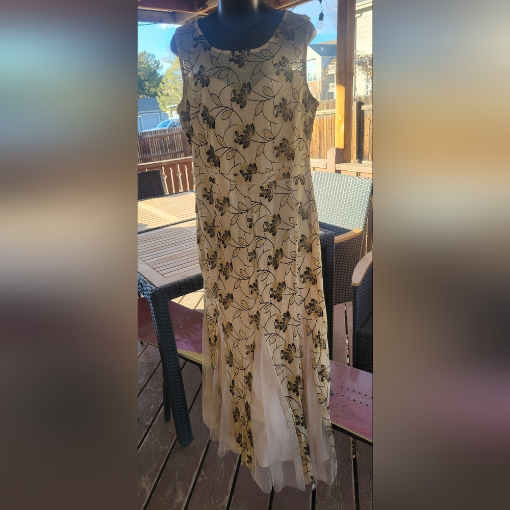 Gold and black evening plus size dress 1X